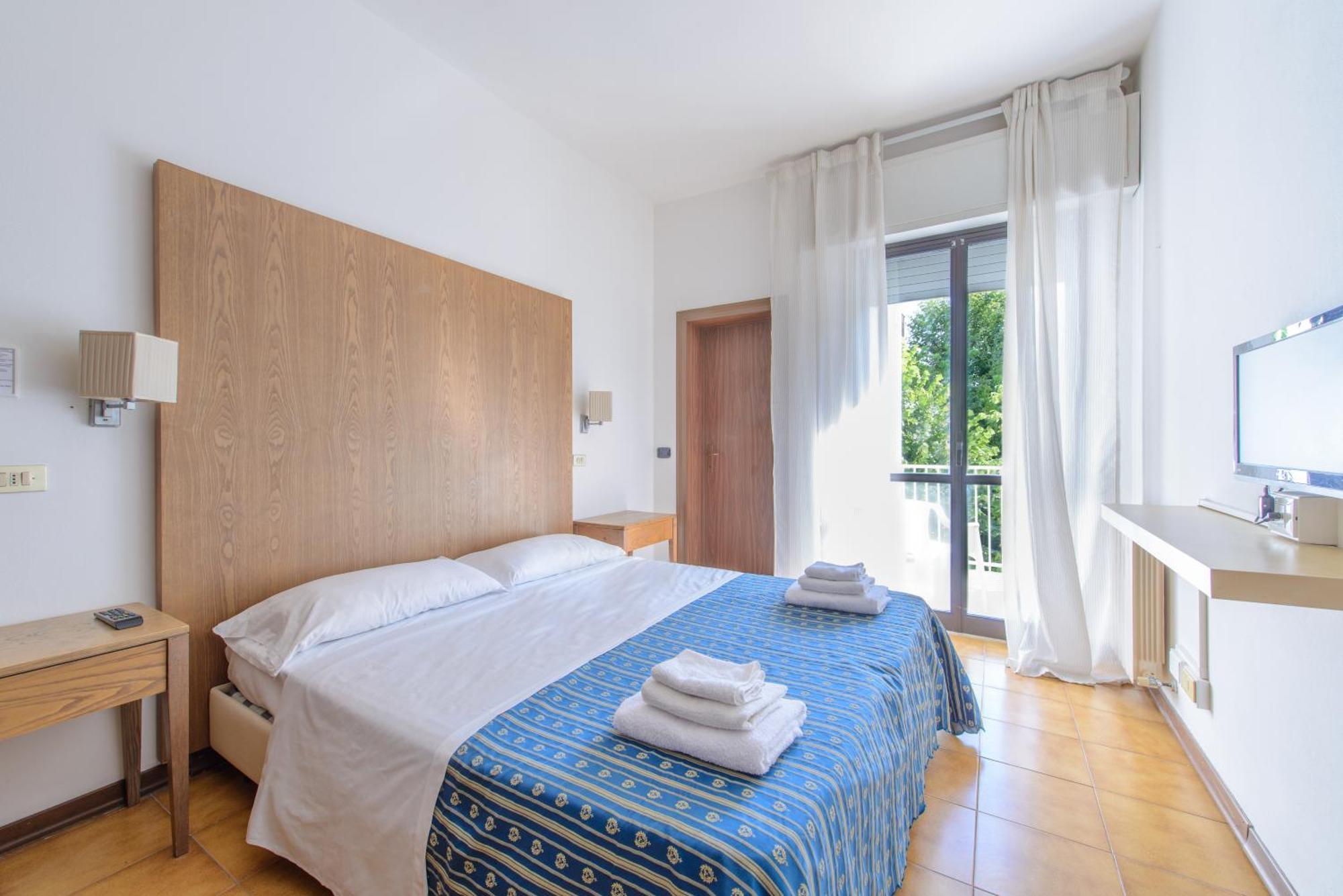 Hotel Avana Mare Римини Экстерьер фото