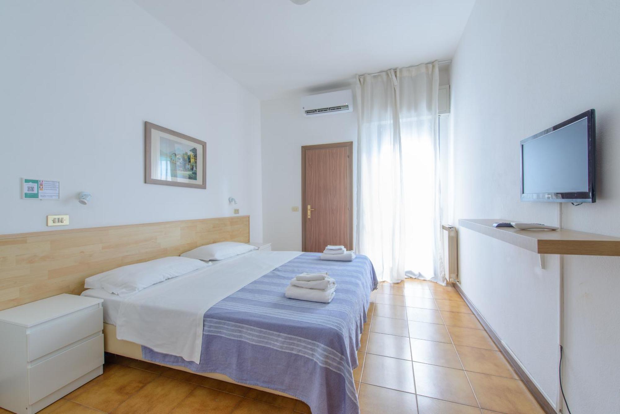 Hotel Avana Mare Римини Экстерьер фото